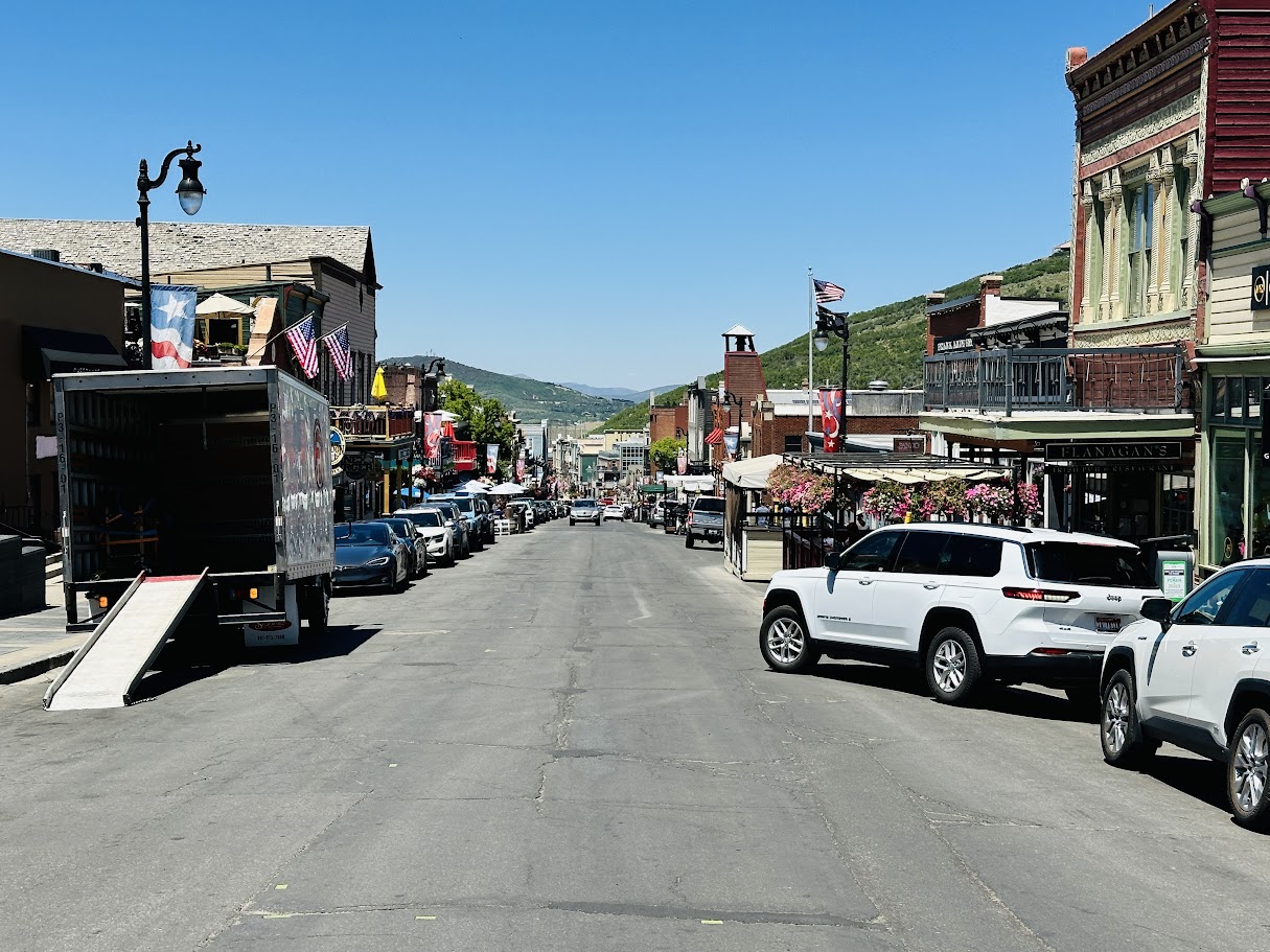 Main Street - Downtown Parking